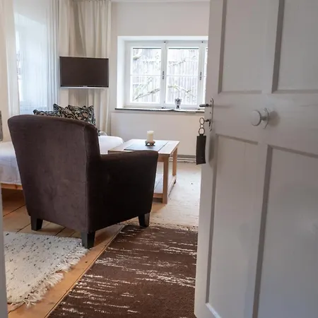 Bnb44 Only No Breakfast